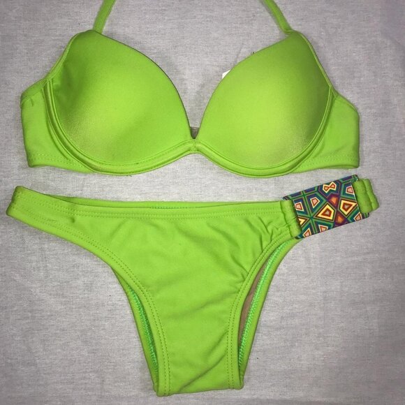 Brazilian Size Small Green Low Rise Bikini Set. New With Tags - Picture 2 of 4